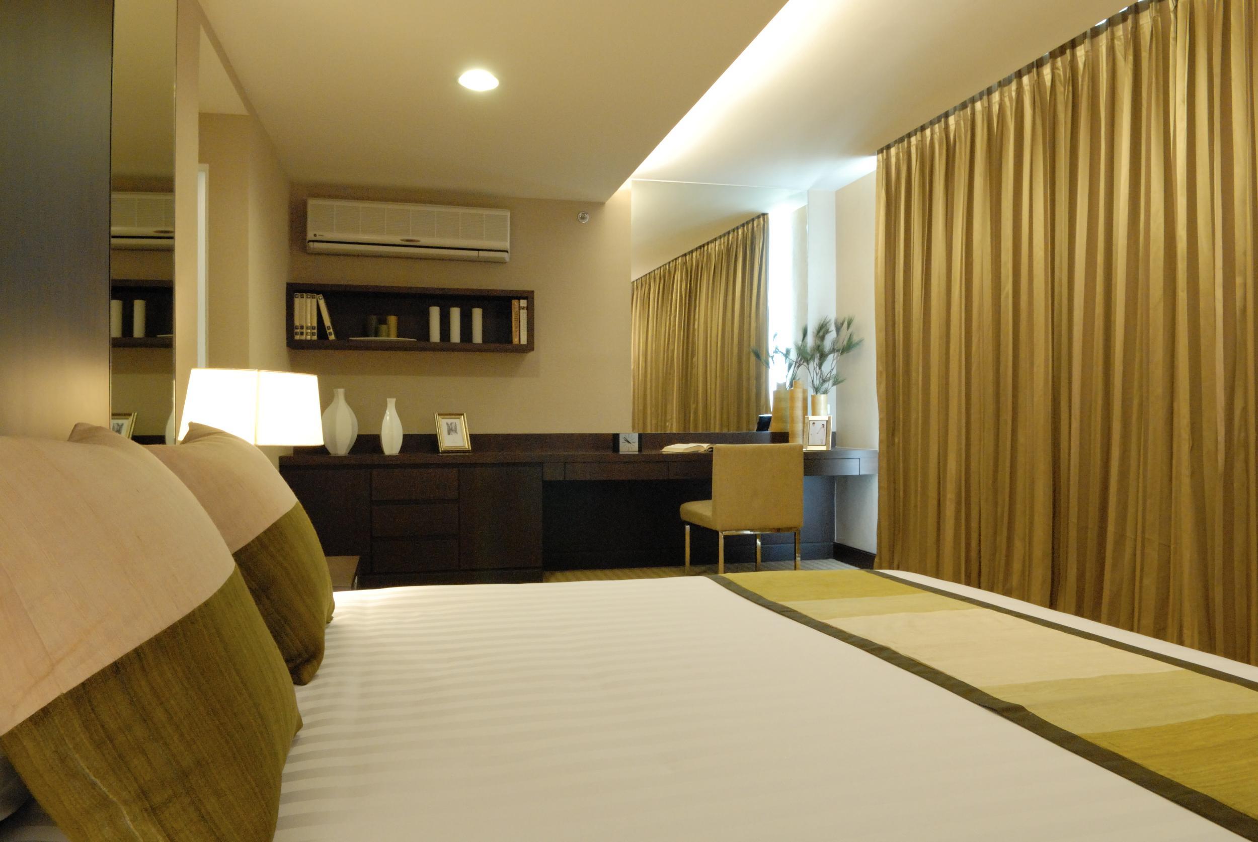 The Narathiwas Hotel & Residence Sathorn Bangkok Exterior foto