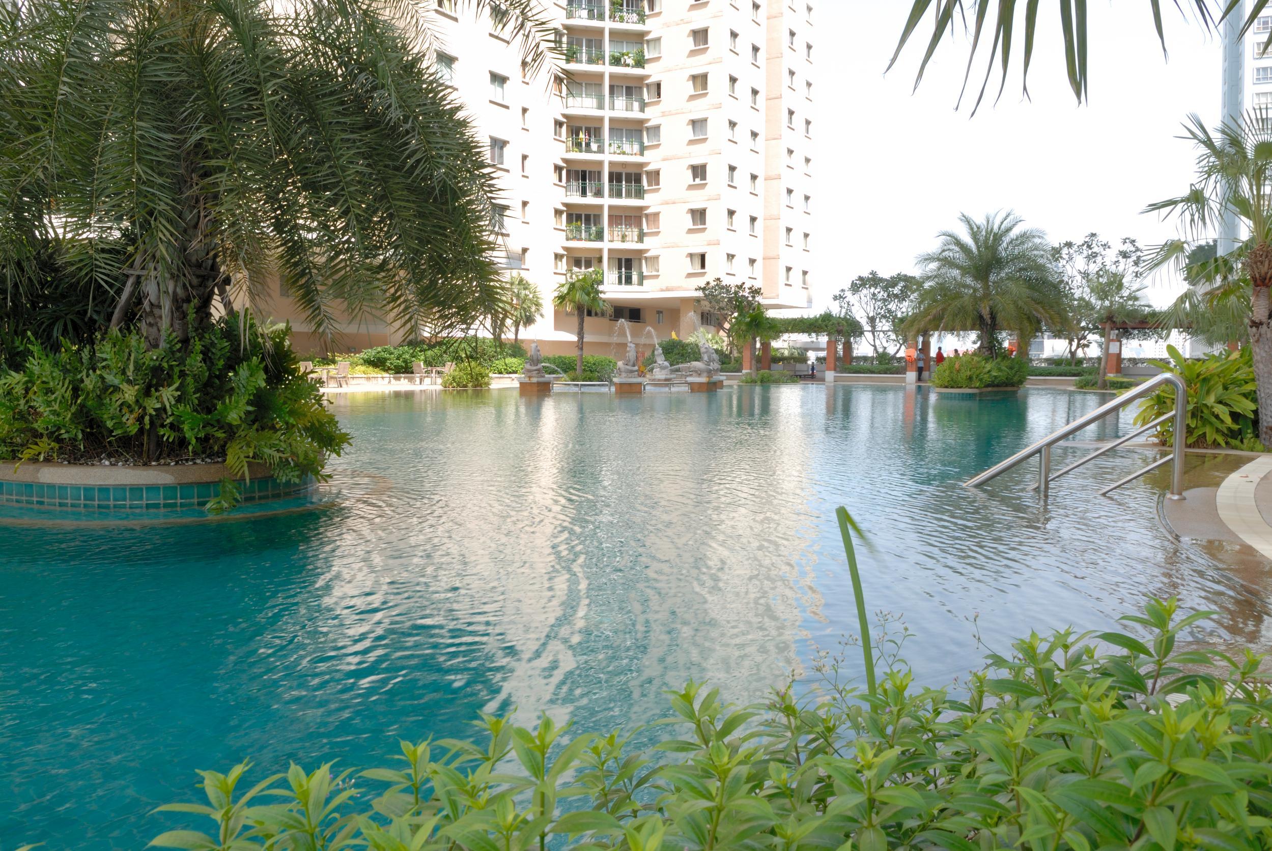 The Narathiwas Hotel & Residence Sathorn Bangkok Exterior foto