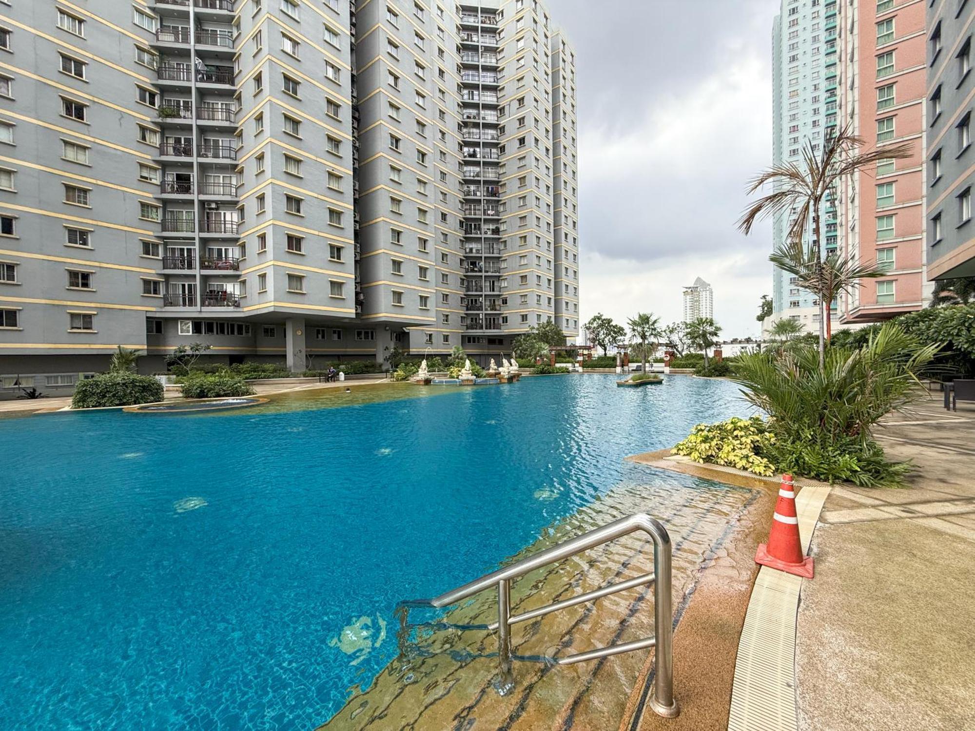 The Narathiwas Hotel & Residence Sathorn Bangkok Exterior foto