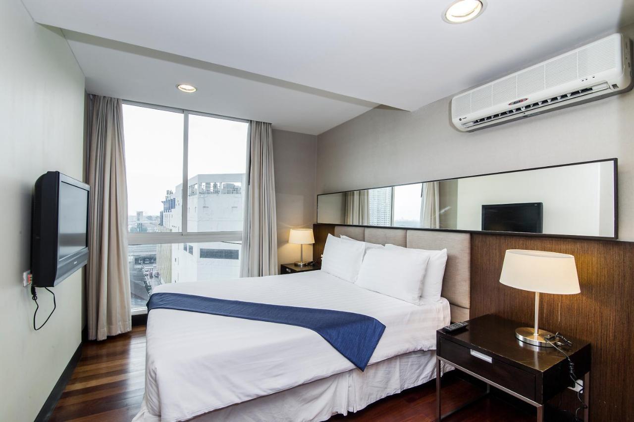 The Narathiwas Hotel & Residence Sathorn Bangkok Exterior foto